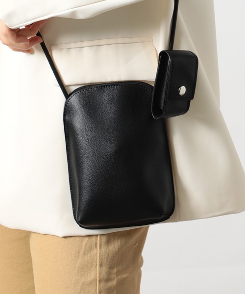 MAISON BREEZE（メゾンブリーズ）の「【MAISON BREEZE】マルチツインミニスマホショルダーバッグ KNF（ショルダーバッグ・レディース・ホワイト/ブラック/ベージュ/ブルー/イエロー・FREE）」の2枚目の写真