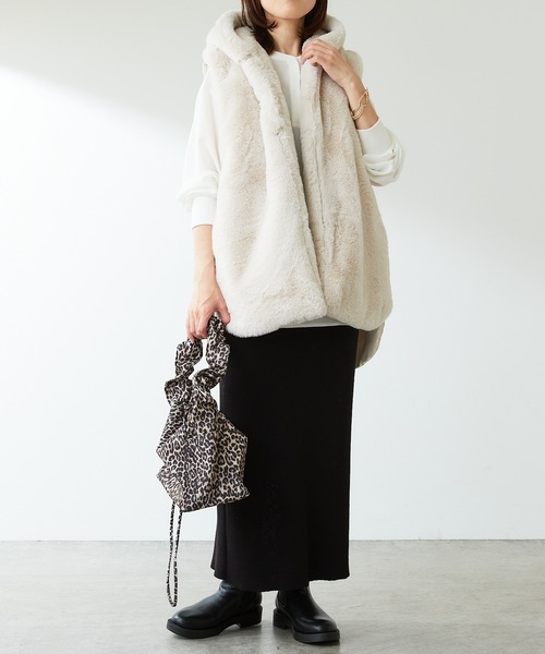 COLLAGE GALLARDAGALANTE（コラージュガリャルダガランテ）の「2WAY仕様/持ち手が変化/ギャザーハンドルショルダー/PAPILLONNER/パピヨネ（ショルダーバッグ・レディース・アイボリー/ブラウン・FREE）」の4枚目の写真