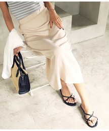 バックスリットロングスカート