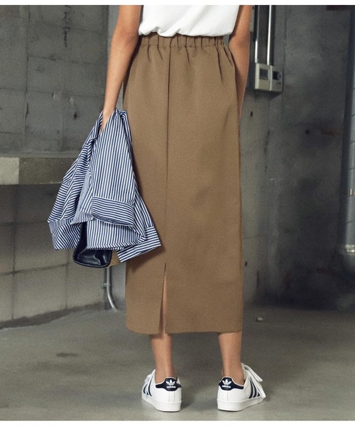 ANAP(アナップ)の「バックスリットロングスカート(スカート・レディース・ブラック/モカ/ライトベージュ・FREE)」の6枚目の写真