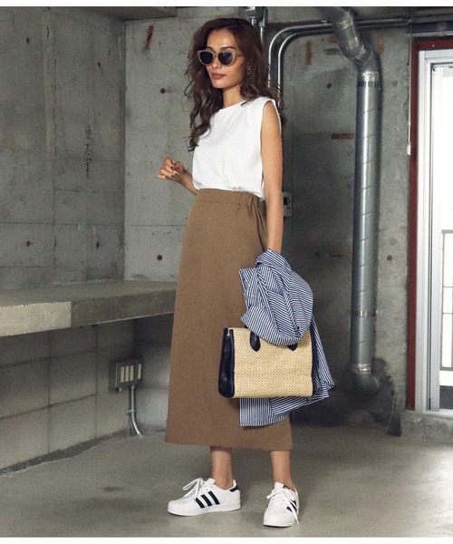 ANAP(アナップ)の「バックスリットロングスカート(スカート・レディース・ブラック/モカ/ライトベージュ・FREE)」の8枚目の写真