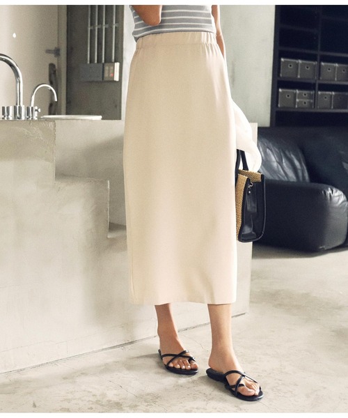 ANAP(アナップ)の「バックスリットロングスカート(スカート・レディース・ブラック/モカ/ライトベージュ・FREE)」の15枚目の写真