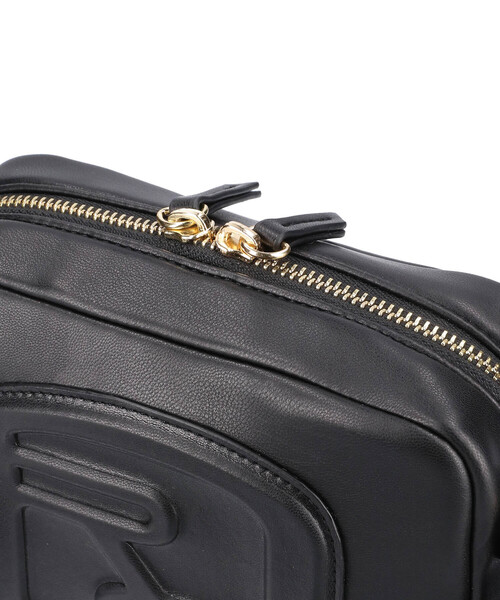 ROPE' PICNIC(ロペピクニック)の「エンボスエンブレムスクエアショルダーバッグ(ショルダーバッグ・レディース・ブラック/キナリ・FREE)」の8枚目の写真