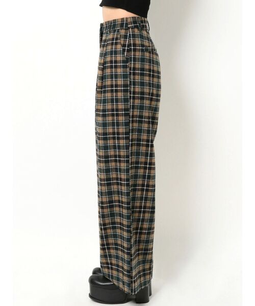 EMODA（エモダ）の「ウールブレンドワイドパンツ（その他パンツ・レディース・グレー/その他/ベージュ・SMALL/MEDIUM）」の17枚目の写真