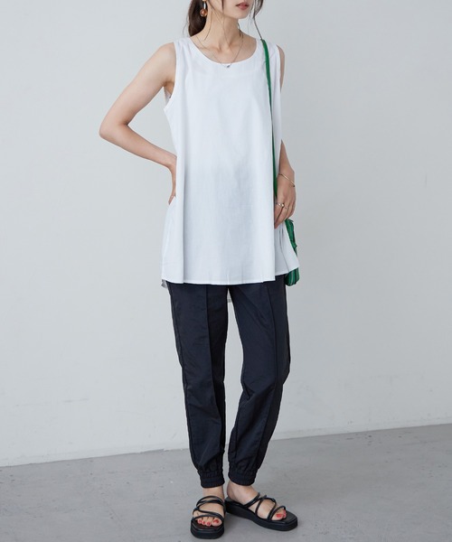 Fashion Letter(ファッションレター)の「ノースリーブチュニック(シャツ/ブラウス・レディース・ライトグレー/ブラック/オフホワイト/ブルー系その他・M/4L/LL/L/3L)」の22枚目の写真