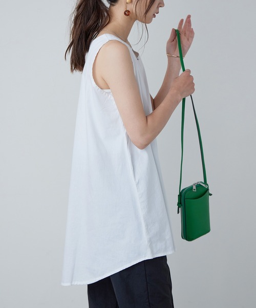 Fashion Letter(ファッションレター)の「ノースリーブチュニック(シャツ/ブラウス・レディース・ライトグレー/ブラック/オフホワイト/ブルー系その他・M/4L/LL/L/3L)」の9枚目の写真