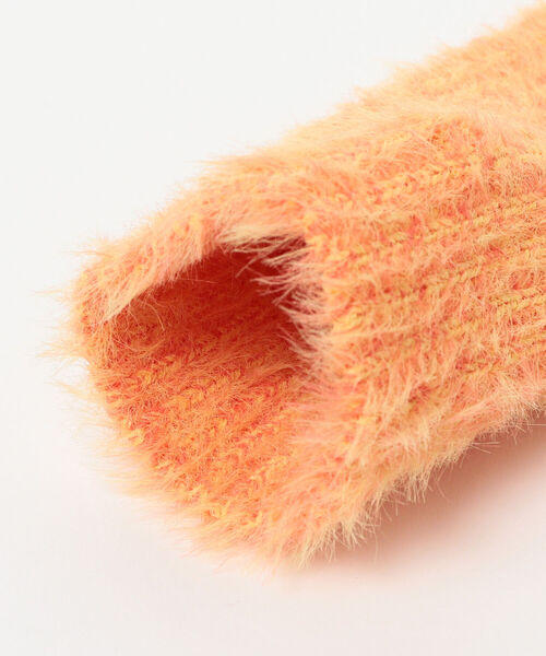 Ray BEAMS（レイビームス）の「Ray BEAMS / フラッフィー アームウォーマー（手袋・レディース・グリーン/オレンジ・ONE SIZE）」の6枚目の写真