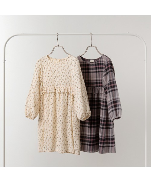 Lycee mine(リセマイン)の「選べる2パターンボリューム袖フリルワンピース(シャツワンピース・キッズ・ダークブラウン/ベージュ/ラベンダー/ライトグレー/アイボリー・100cm/110cm/150cm/130cm/120cm/140cm)」の8枚目の写真