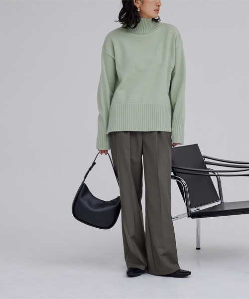 タックワイドスラックス