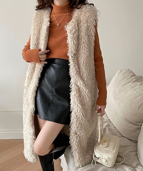 emi+（エミプラス）の「ボリュームファーロングベスト ジレ（ベスト