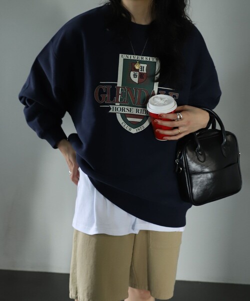 FREAK'S STORE(フリークスストア)の「クラックエンブレムロゴスウェット(スウェット・レディース・ワインレッド/ネイビー/ナチュラル・フリ-)」の2枚目の写真