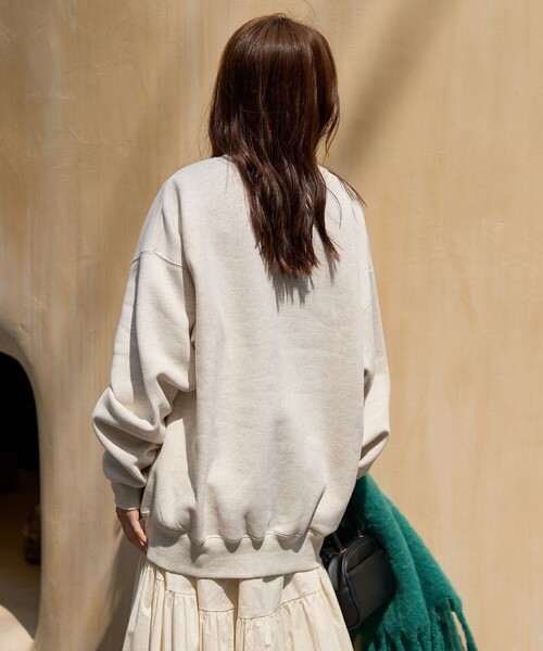 FREAK'S STORE(フリークスストア)の「クラックエンブレムロゴスウェット(スウェット・レディース・ワインレッド/ネイビー/ナチュラル・フリ-)」の16枚目の写真