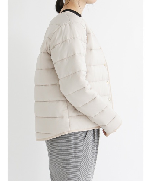 Samansa Mos2 blue（サマンサモスモスブルー）の「ライナージャケット（ノーカラージャケット・レディース・ブラック/カーキ/ライトベージュ・MEDIUM/LARGE）」の11枚目の写真