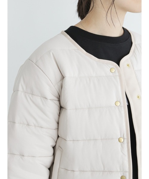 Samansa Mos2 blue（サマンサモスモスブルー）の「ライナージャケット（ノーカラージャケット・レディース・ブラック/カーキ/ライトベージュ・MEDIUM/LARGE）」の5枚目の写真