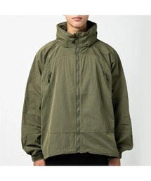 ハイネック　ブルゾン