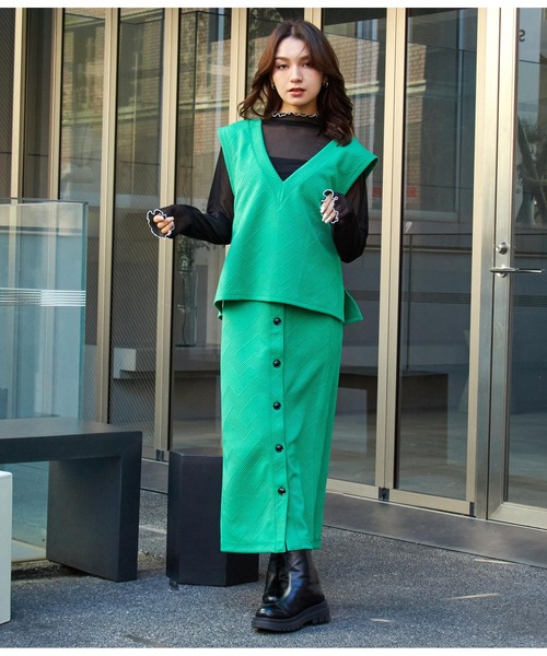 ANAP(アナップ)の「配色メローシアートップスカットソー(Tシャツ/カットソー・レディース・ブラック/グリーン/アイボリー・FREE)」の10枚目の写真