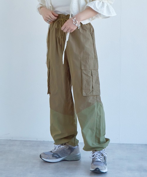 w closet（ダブルクローゼット）の「切替イージーカーゴパンツ（カーゴ