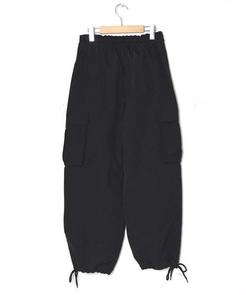 w closet（ダブルクローゼット）の「切替イージーカーゴパンツ（カーゴパンツ・レディース・ブラック/パープル/オフホワイト/カーキ/ピンク/ライトカーキ・FREE）」の8枚目の写真