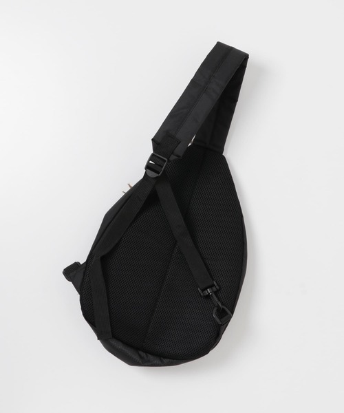 URBAN RESEARCH DOORS（アーバンリサーチドアーズ）の「URD SHOULDER BAG（ショルダーバッグ・メンズ・ブラック/グレー/ベージュ系その他・-）」の7枚目の写真