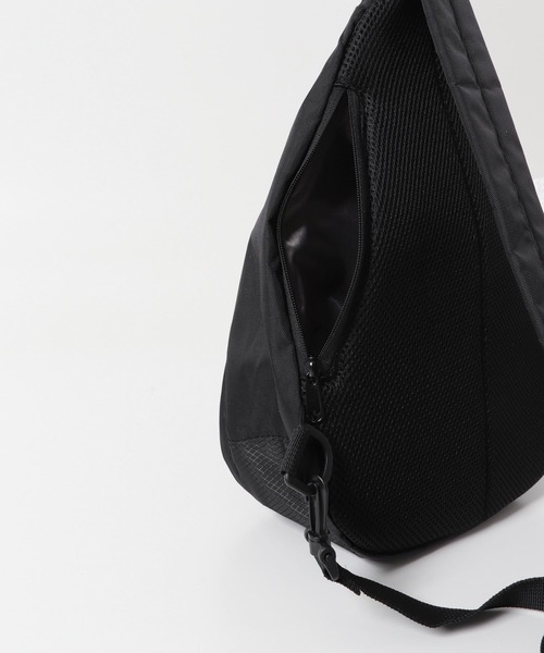 URBAN RESEARCH DOORS（アーバンリサーチドアーズ）の「URD SHOULDER BAG（ショルダーバッグ・メンズ・ブラック/グレー/ベージュ系その他・-）」の12枚目の写真