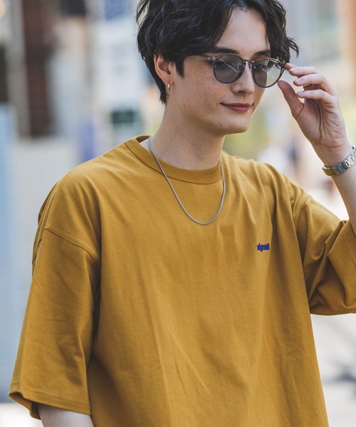 SIGNAL SPORTS(シグナルスポーツ)の「【SIGNAL SPORTS】ワンポイント刺繍/ビッグシルエットTシャツ(Tシャツ/カットソー・メンズ・ホワイト/ホワイト系その他/ブラック/イエロー/ブルー/グリーン・MEDIUM/LARGE)」の6枚目の写真