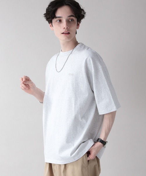 SIGNAL SPORTS(シグナルスポーツ)の「【SIGNAL SPORTS】ワンポイント刺繍/ビッグシルエットTシャツ(Tシャツ/カットソー・メンズ・ホワイト/ホワイト系その他/ブラック/イエロー/ブルー/グリーン・MEDIUM/LARGE)」の16枚目の写真