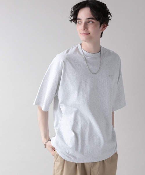 SIGNAL SPORTS(シグナルスポーツ)の「【SIGNAL SPORTS】ワンポイント刺繍/ビッグシルエットTシャツ(Tシャツ/カットソー・メンズ・ホワイト/ホワイト系その他/ブラック/イエロー/ブルー/グリーン・MEDIUM/LARGE)」の8枚目の写真