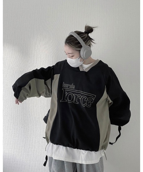 YACA（ヤーカ）の「v neck nylon pullover/Vネックナイロンプルオーバー（ジャージ）」 WEAR