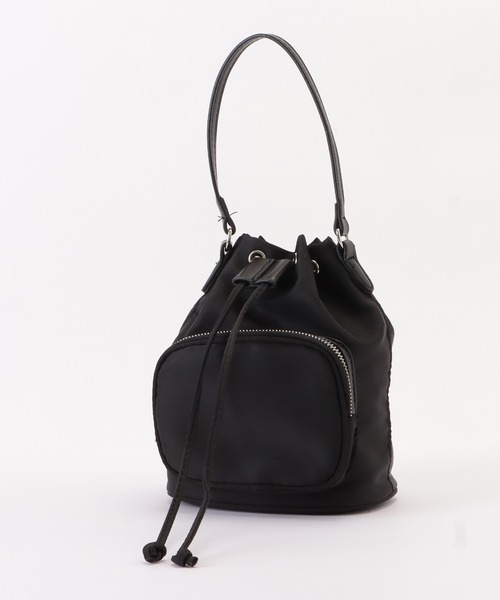 Lace Ladies(レースレディース)の「巾着型多ポケット2WAYショルダーバッグ(ショルダーバッグ・レディース・ブラック・FREE)」の8枚目の写真