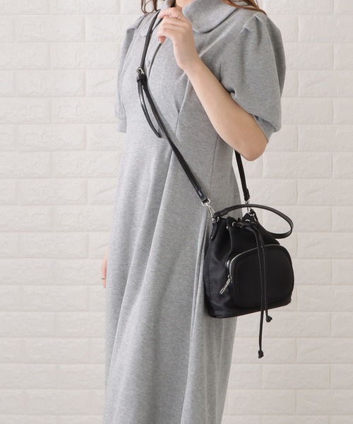 Lace Ladies(レースレディース)の「巾着型多ポケット2WAYショルダーバッグ(ショルダーバッグ・レディース・ブラック・FREE)」の20枚目の写真