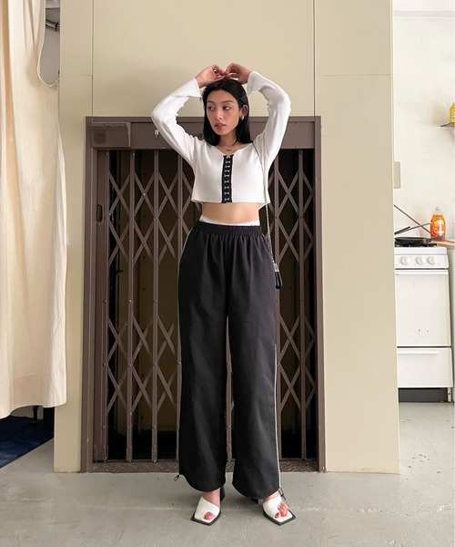 EPIMI E'PIMMY(エピミエピミー)の「ホックデザインリブカーディガン(カーディガン/ボレロ・レディース・オフホワイト/グレー/ブラック・MEDIUM)」の6枚目の写真