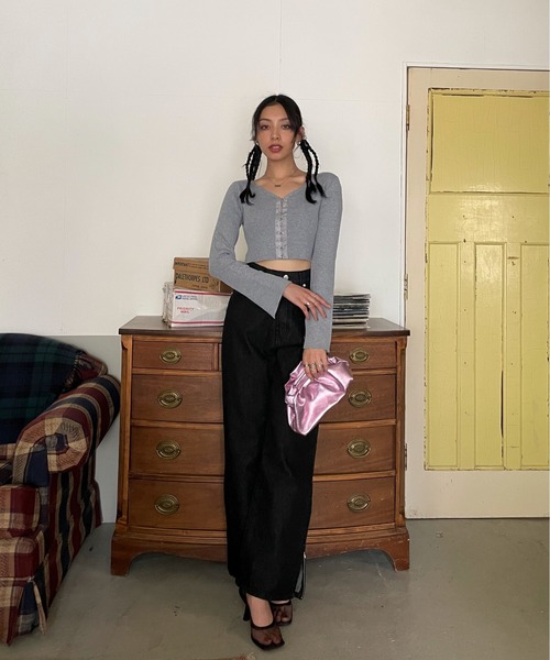 EPIMI E'PIMMY(エピミエピミー)の「ホックデザインリブカーディガン(カーディガン/ボレロ・レディース・オフホワイト/グレー/ブラック・MEDIUM)」の18枚目の写真