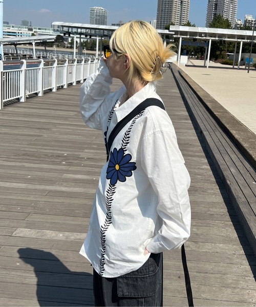 sedacle(セダクル)の「デイジーシャツ(シャツ/ブラウス・メンズ・オフホワイト/サックスブルー・MEDIUM/LARGE)」の11枚目の写真