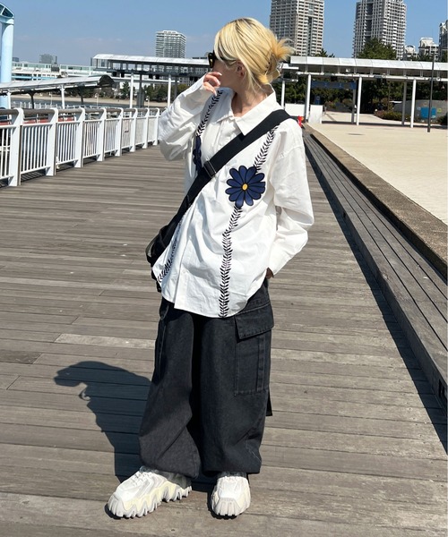 sedacle(セダクル)の「デイジーシャツ(シャツ/ブラウス・メンズ・オフホワイト/サックスブルー・MEDIUM/LARGE)」の5枚目の写真
