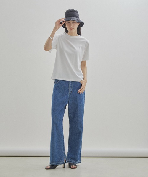 SALON adam et rope'（サロン アダム エ ロペ）の「【UVケア・接触冷感・洗濯耐久】PRIMA VEIL コットンコンパクトTシャツ（Tシャツ/カットソー・レディース・ホワイト/ブラック/カーキ・FREE）」の19枚目の写真