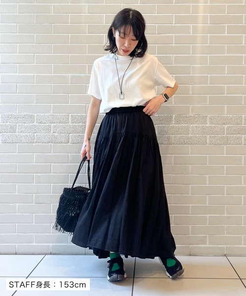 SALON adam et rope'（サロン アダム エ ロペ）の「【UVケア・接触冷感・洗濯耐久】PRIMA VEIL コットンコンパクトTシャツ（Tシャツ/カットソー・レディース・ホワイト/ブラック/カーキ・FREE）」の4枚目の写真