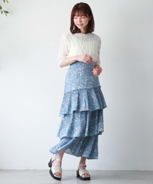 archives（アルシーヴ）の「花柄アシメプリーツティアードスカート（スカート・レディース・ブラック/アイボリー/ブルー・MEDIUM）」の13枚目の写真