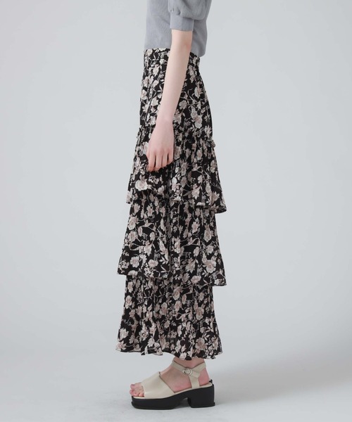 archives（アルシーヴ）の「花柄アシメプリーツティアードスカート（スカート・レディース・ブラック/アイボリー/ブルー・MEDIUM）」の21枚目の写真