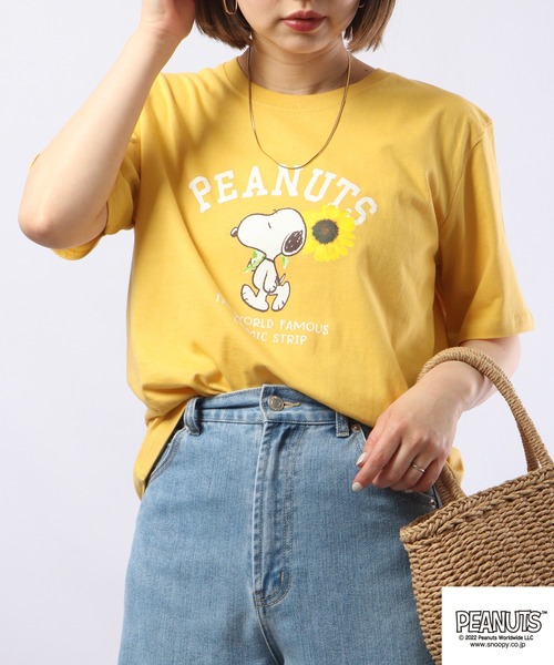 PEANUTS（ピーナッツ）の「PEANUTS スヌーピー フォト Tシャツ 半袖（Tシャツ/カットソー・レディース・オフホワイト/ネイビー/ブルーグレー/チャコール/レモンイエロー/ピンク・L/S/M）」の5枚目の写真