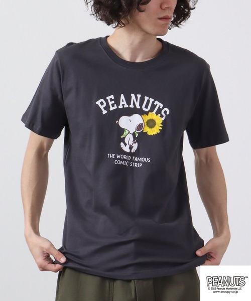 PEANUTS（ピーナッツ）の「PEANUTS スヌーピー フォト Tシャツ 半袖（Tシャツ/カットソー・レディース・オフホワイト/ネイビー/ブルーグレー/チャコール/レモンイエロー/ピンク・L/S/M）」の22枚目の写真