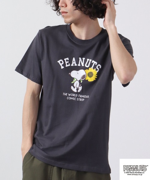PEANUTS（ピーナッツ）の「PEANUTS スヌーピー フォト Tシャツ 半袖（Tシャツ/カットソー・レディース・オフホワイト/ネイビー/ブルーグレー/チャコール/レモンイエロー/ピンク・L/S/M）」の21枚目の写真