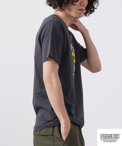 PEANUTS（ピーナッツ）の「PEANUTS スヌーピー フォト Tシャツ 半袖（Tシャツ/カットソー・レディース・オフホワイト/ネイビー/ブルーグレー/チャコール/レモンイエロー/ピンク・L/S/M）」の17枚目の写真