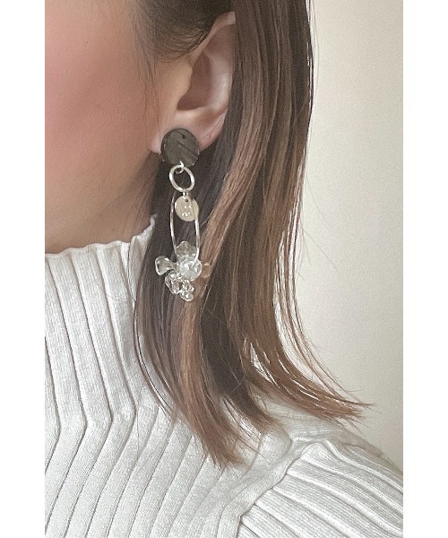tone(トーン)の「【Agaro】No.338 天然石 アシンメトリー 痛くなりにくいイヤリング(MA)(イヤリング・レディース・シルバー/シルバー系1/シルバー系その他2/シルバー系3・FREE)」の19枚目の写真