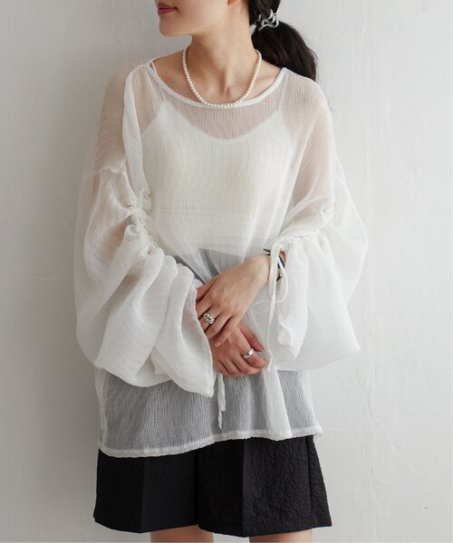 VENCEEXCHANGE（ヴァンスエクスチェンジ）の「シアープリーツ袖ドロストトップス（シャツ/ブラウス・レディース・オフホワイト/ブラック/グリーン/パープル・FREE）」の2枚目の写真