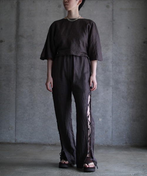 k3&co.（ケイスリーアンドコー）の「SHORT BLOUSE（シャツ/ブラウス・レディース・チャコール/ベージュ・ONE SIZE）」の5枚目の写真