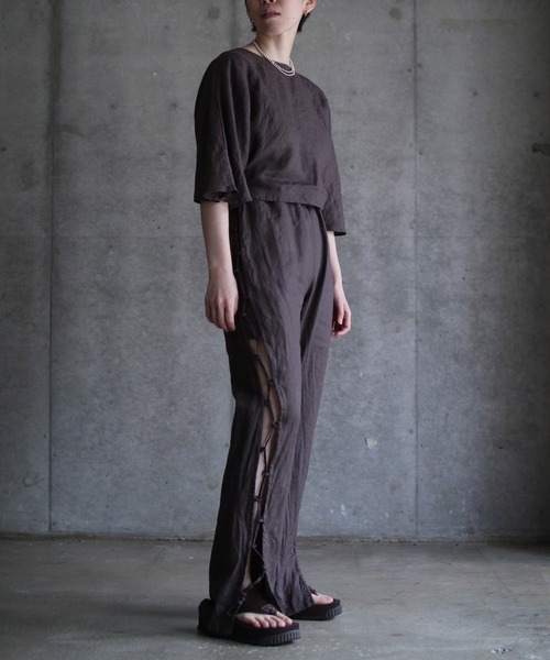 k3&co.（ケイスリーアンドコー）の「SHORT BLOUSE（シャツ/ブラウス・レディース・チャコール/ベージュ・ONE SIZE）」の4枚目の写真