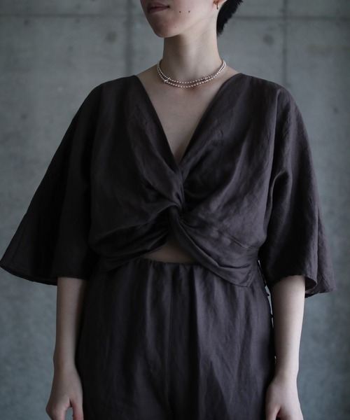 k3&co.（ケイスリーアンドコー）の「SHORT BLOUSE（シャツ/ブラウス・レディース・チャコール/ベージュ・ONE SIZE）」の16枚目の写真