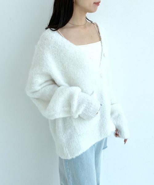 OLIVE des OLIVE（オリーブデオリーブ）の「ブークレ起毛ロングカーディガン　1032050040（カーディガン/ボレロ・レディース・オフホワイト/ピンク/ラベンダー/オートミール・FREE）」の5枚目の写真