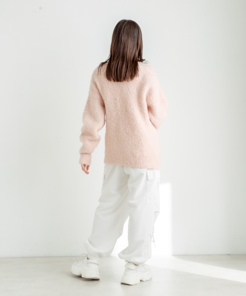 OLIVE des OLIVE（オリーブデオリーブ）の「ブークレ起毛ロングカーディガン　1032050040（カーディガン/ボレロ・レディース・オフホワイト/ピンク/ラベンダー/オートミール・FREE）」の18枚目の写真