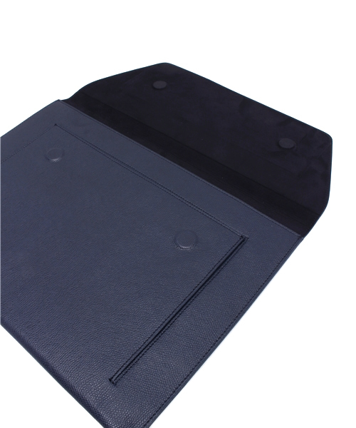 WHO'S WHO gallery（フーズフーギャラリー）の「【TABLETALK】ウェルダークラッチ（クラッチバッグ・メンズ・ベージュ/ネイビー/グレー/ブラック・FREE）」の9枚目の写真